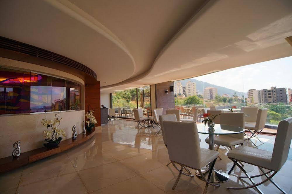 Hotel Xperience Jounieh Exteriör bild