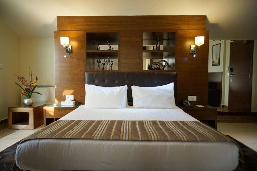 Hotel Xperience Jounieh Exteriör bild