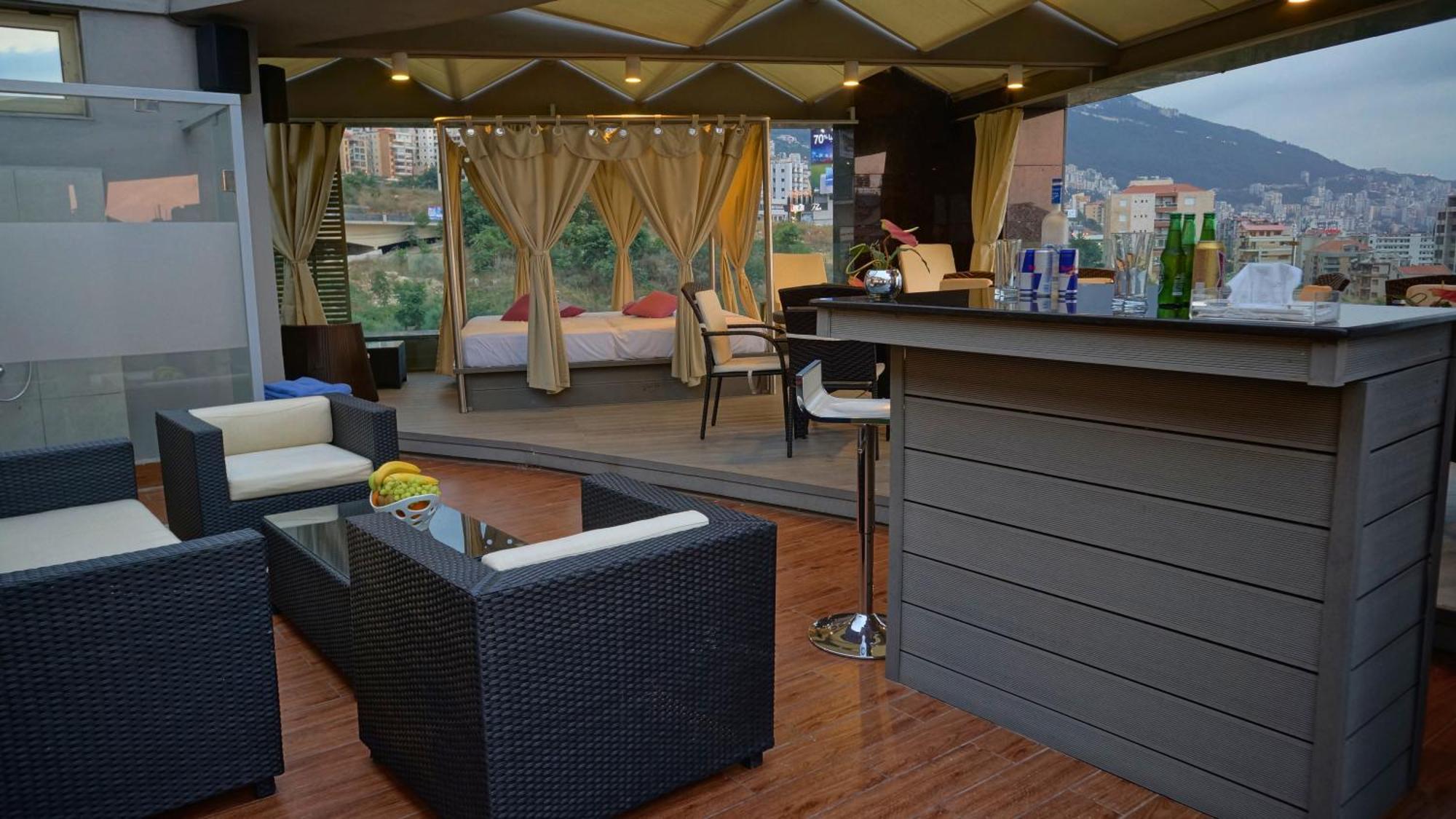Hotel Xperience Jounieh Exteriör bild