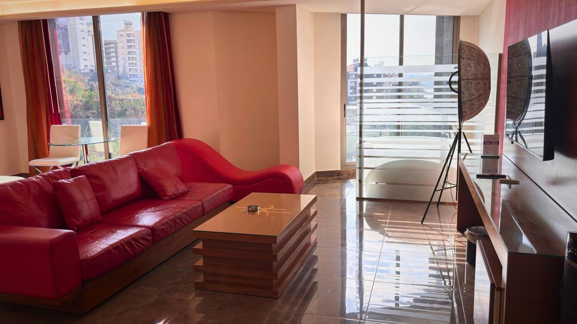 Hotel Xperience Jounieh Exteriör bild
