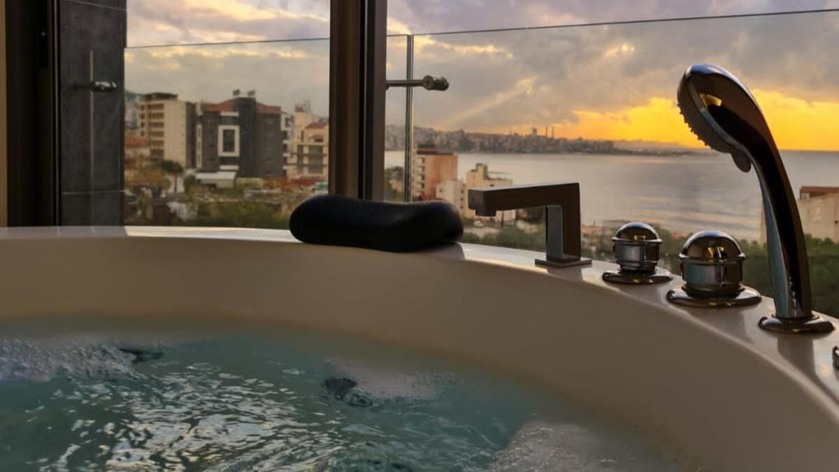 Hotel Xperience Jounieh Exteriör bild