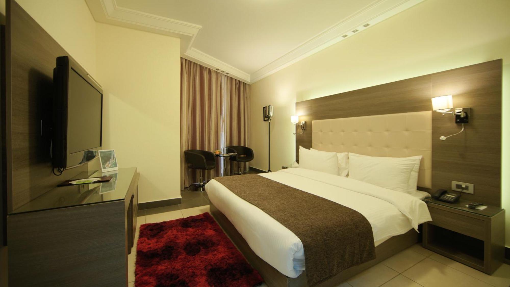 Hotel Xperience Jounieh Exteriör bild